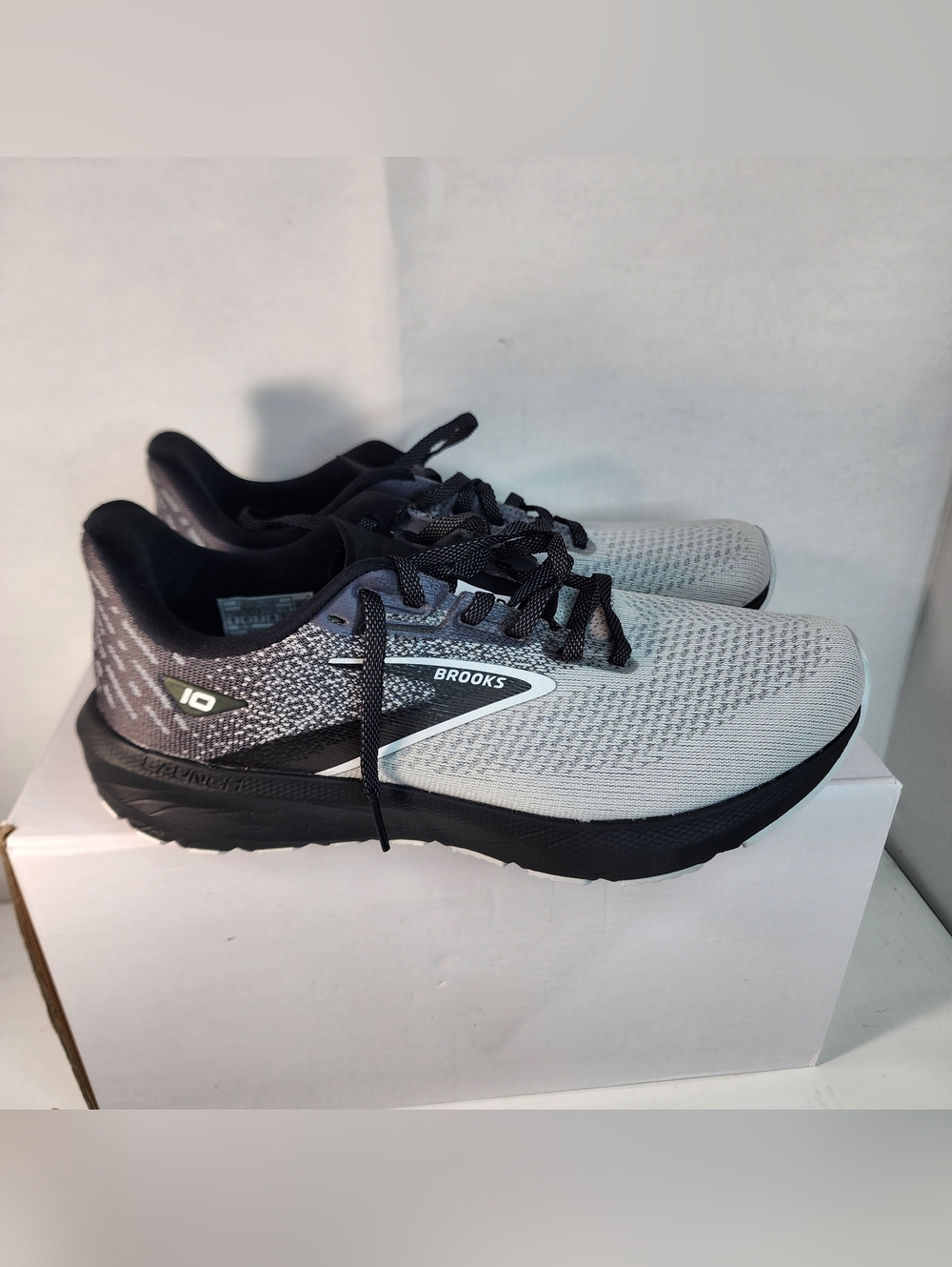 Brooks Launch Mens Size 8D Athletic/Running/Walking Shoes Sneakers. - Picture 4 of 16